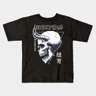 Skating skull Kids T-Shirt